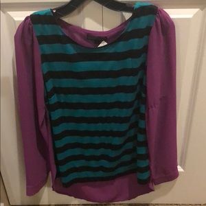 NWT Jealous Tomato Hi-Low Top